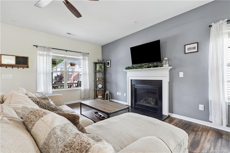 508 Minerva Dale Dr, Fuquay Varina, NC 27526