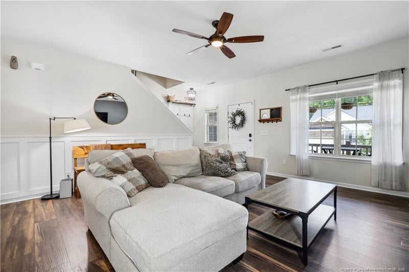 508 Minerva Dale Dr, Fuquay Varina, NC 27526