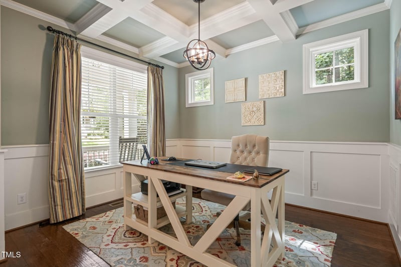 508 Morning Oaks Dr, Holly Springs, NC 27540