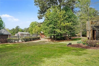 508 Olde Towne Dr, Sanford, NC 27330