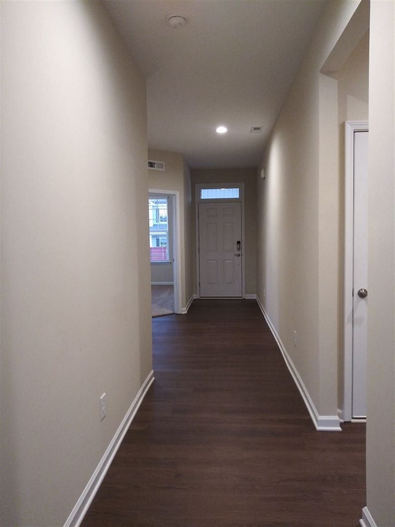 508 Richlands Cliff Dr, Youngsville, NC 27596