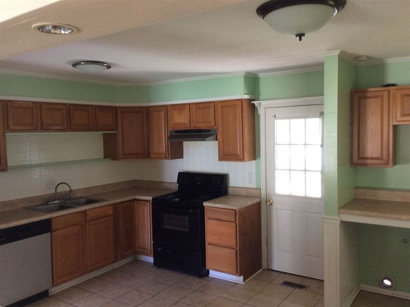 508 Saint St, Dunn, NC 28334