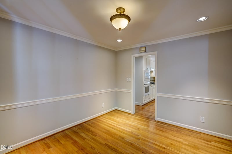 508 Sampson St, Raleigh, NC 27609