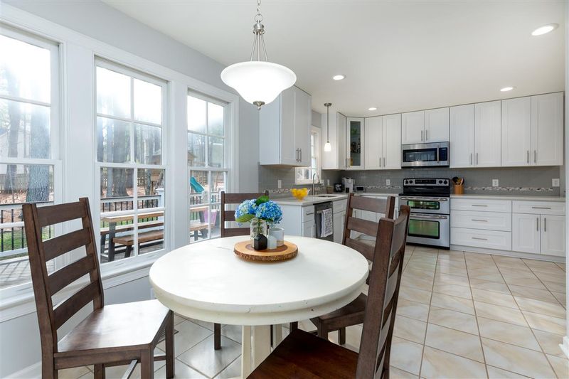 508 Sandy Point Way, Holly Springs, NC 27540