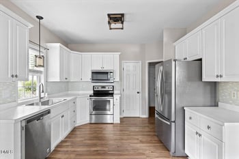 508 Senterwood Ct, Fuquay Varina, NC 27526