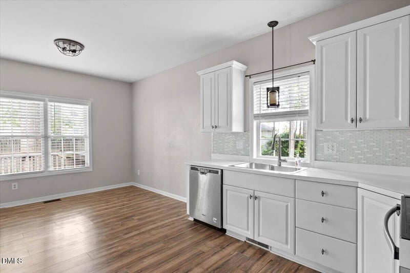 508 Senterwood Ct, Fuquay Varina, NC 27526