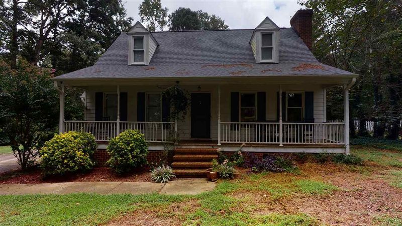 508 Somerset Dr, Zebulon, NC 27597
