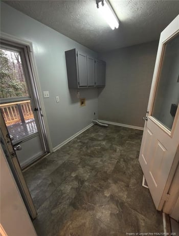 508 Stoneway Ct, Fayetteville, NC 28301