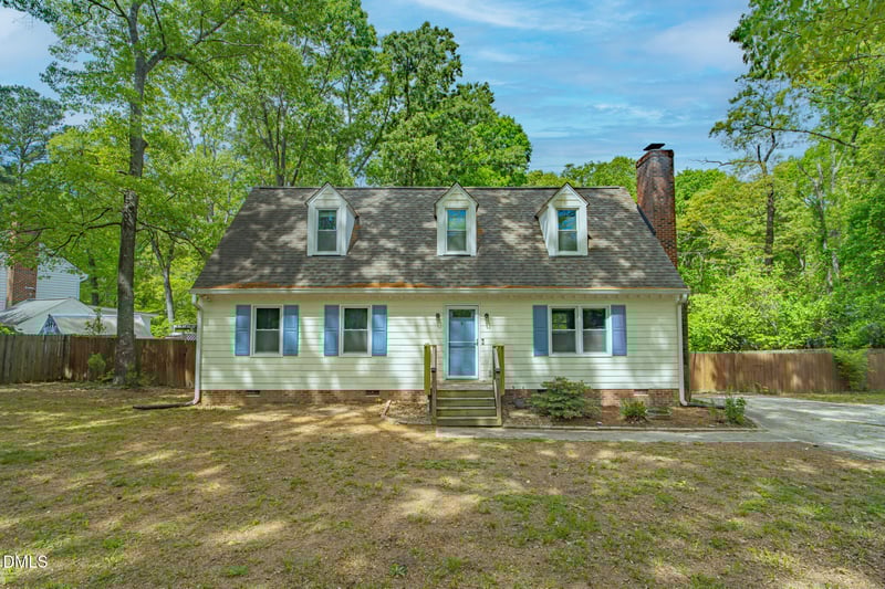 508 Sunray Ct, Fuquay Varina, NC 27526