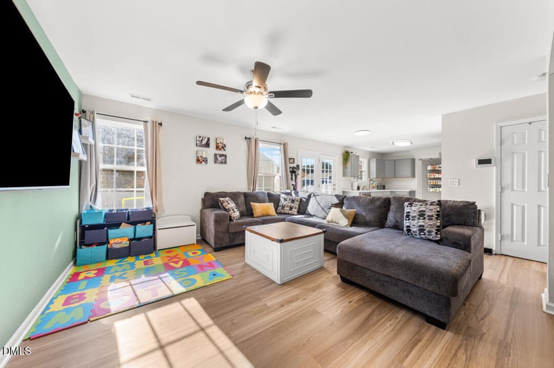 508 Weeping Willow Dr, Durham, NC 27704