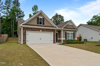 5081 Pioneer Dr, Sanford, NC 27330