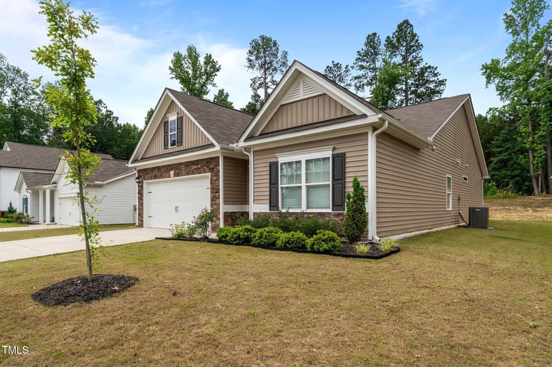 5081 Pioneer Dr, Sanford, NC 27330