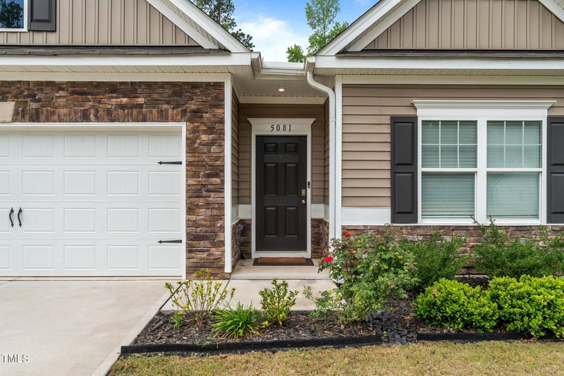 5081 Pioneer Dr, Sanford, NC 27330