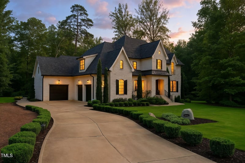 5084 Shakori Trl, Durham, NC 27707