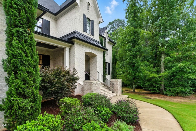 5084 Shakori Trl, Durham, NC 27707