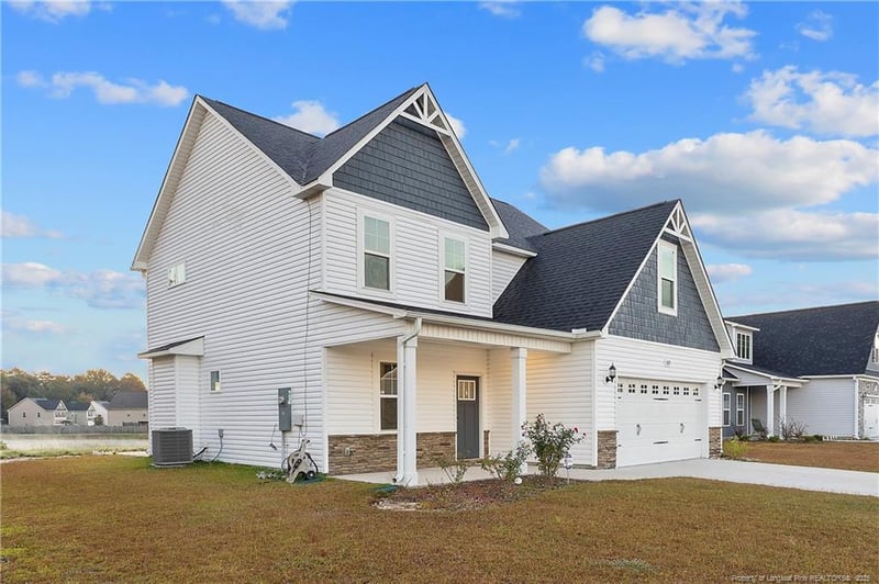 509 Amusement Dr Lot 179, Hope Mills, NC 28348