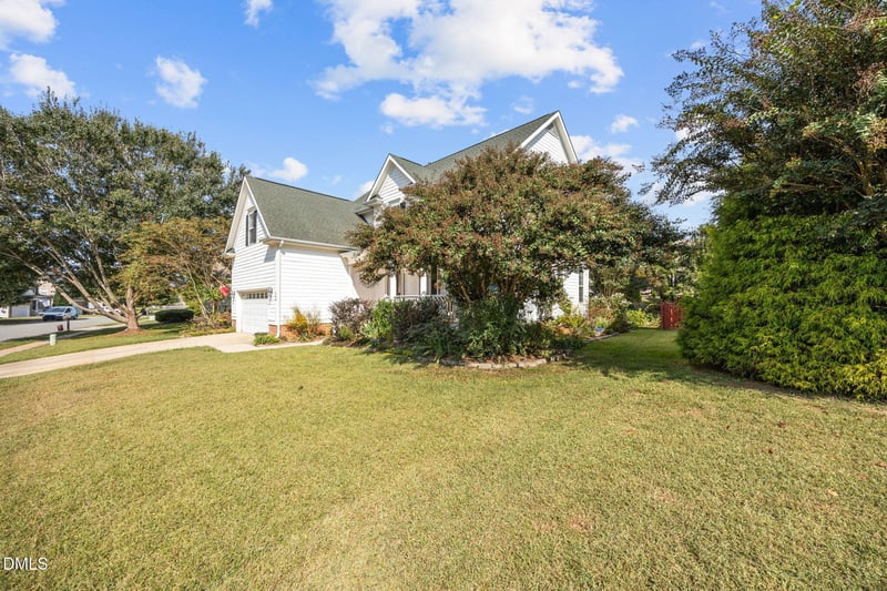 509 Blue Lake Dr, Mebane, NC 27302