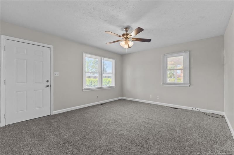 509 Clifford Ave, Fayetteville, NC 28314