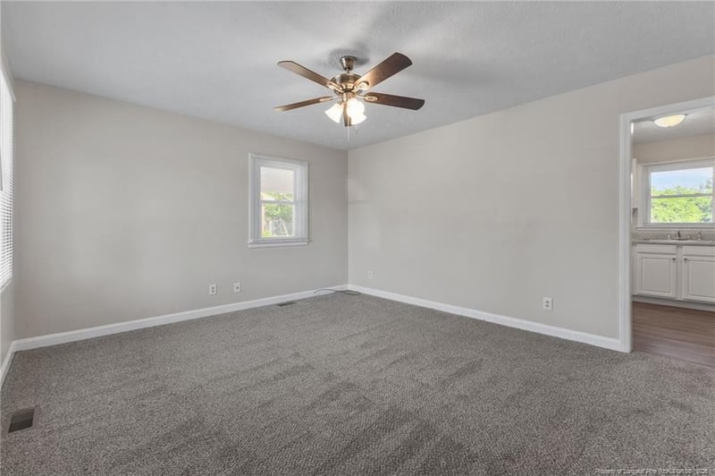 509 Clifford Ave, Fayetteville, NC 28314
