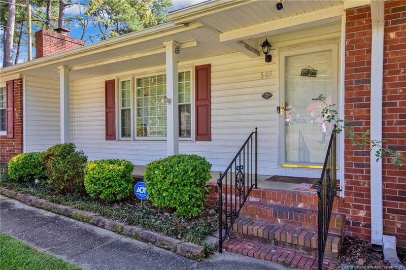 509 Dashland Dr, Fayetteville, NC 28303