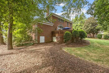 509 Fieldstone Dr, Burlington, NC 27215