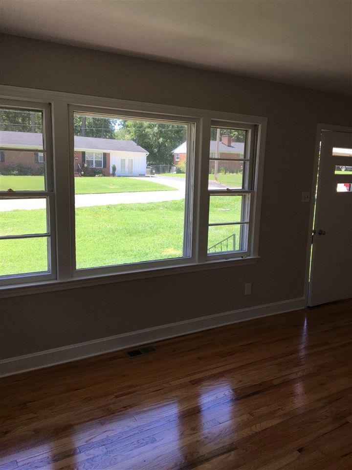 509 Ford Cir, Louisburg, NC 27549