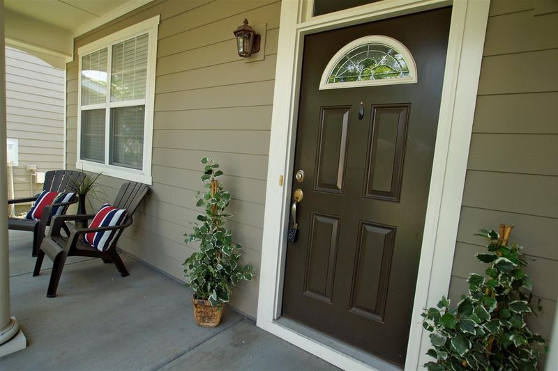 509 Front Ridge Dr, Cary, NC 27519