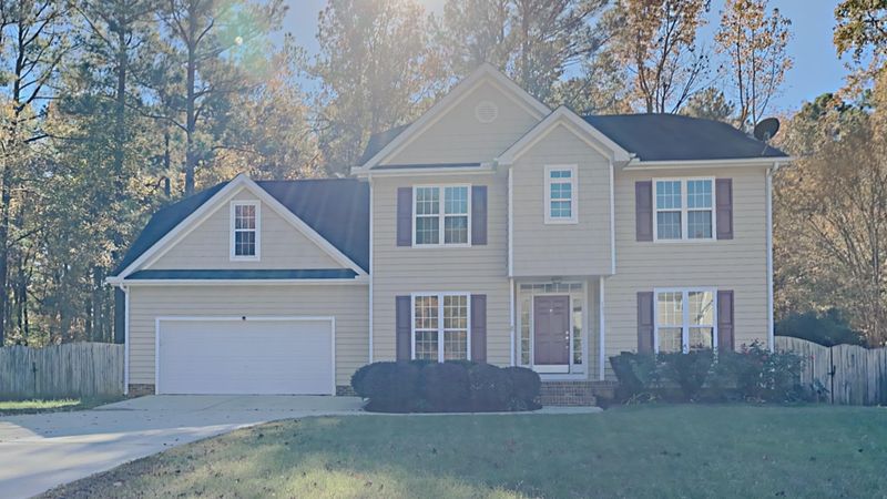 509 Hidden Cellars Dr, Holly Springs, NC 27540