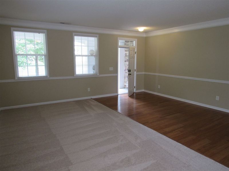 509 Hillview Dr, Durham, NC 27703