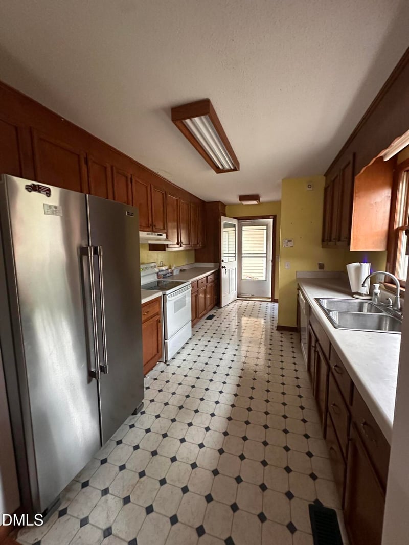 509 Homestead Ln, Angier, NC 27501