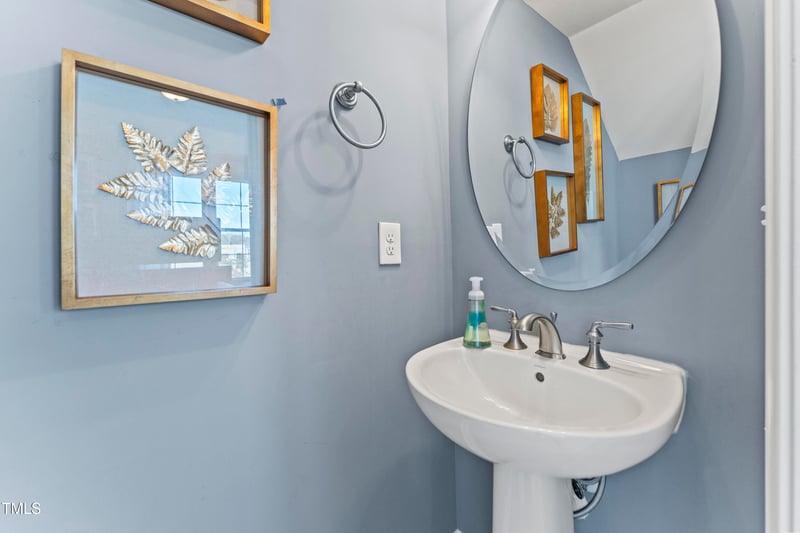 509 Kildaire Farm Rd #107, Cary, NC 27511