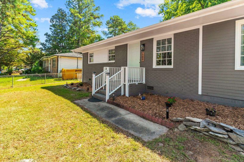 509 Longfellow St, Fuquay Varina, NC 27526