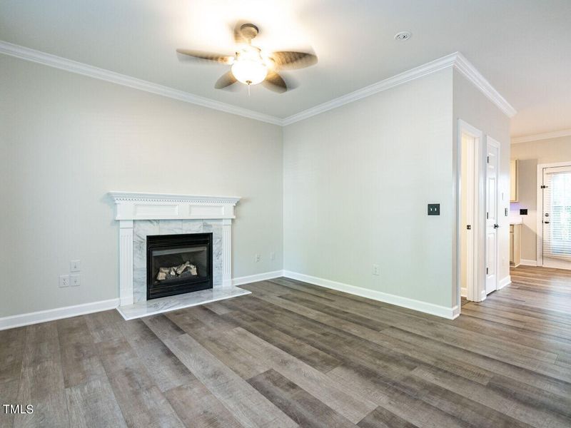 509 E Maple Ave, Holly Springs, NC 27540