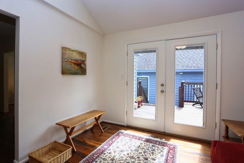 509 Marion Way, Chapel Hill, NC 27516
