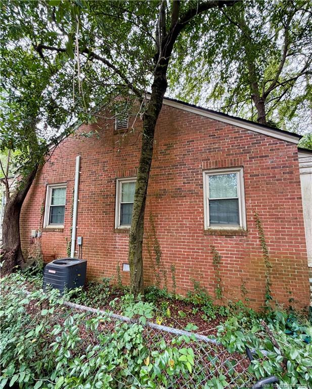 509 Martine Rd, Fayetteville, NC 28305