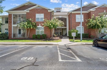 509 Meadowland Ct, Hope Mills, NC 28348