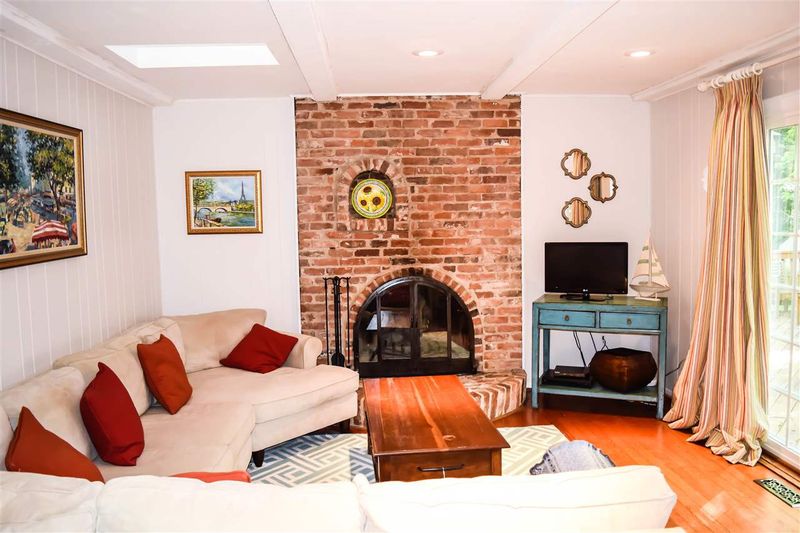 509 Northclift Dr, Raleigh, NC 27609