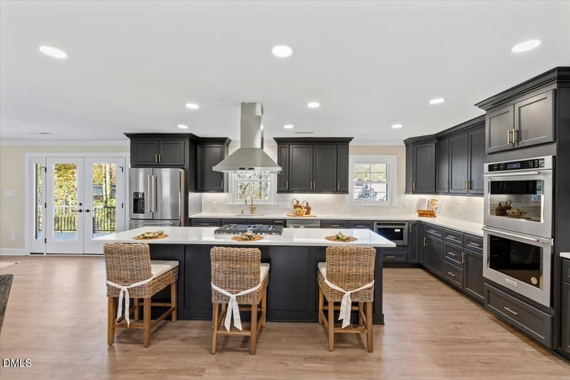 509 Oakland Dr, Raleigh, NC 27609