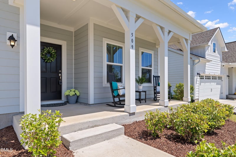 509 Oaks End Dr, Holly Springs, NC 27540