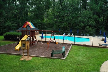 509 Olde Towne Dr, Sanford, NC 27330