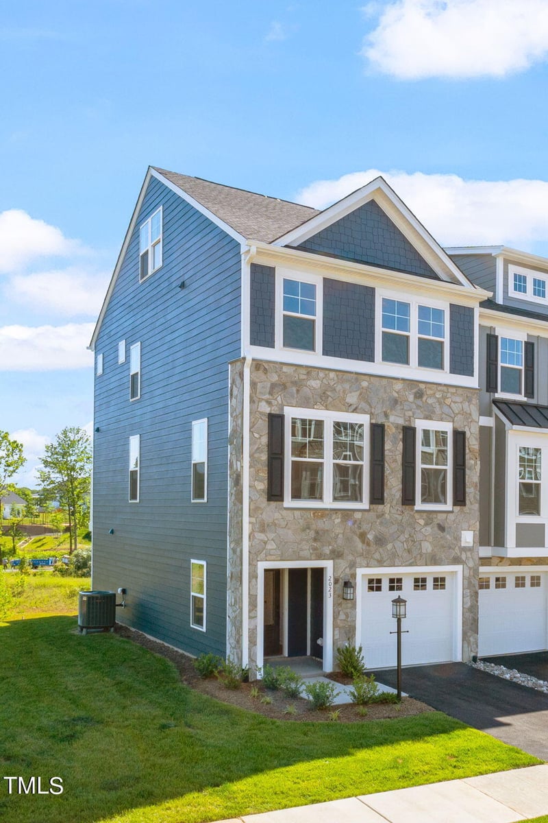 509 Sherron Rd #9, Durham, NC 27703