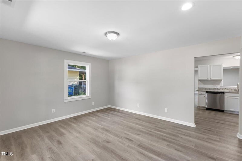 509 Solar Dr, Raleigh, NC 27610