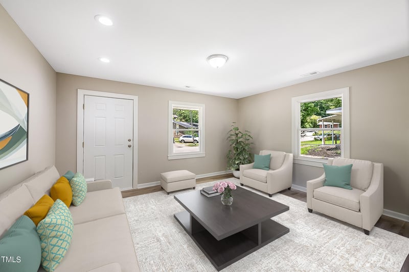 509 Solar Dr, Raleigh, NC 27610