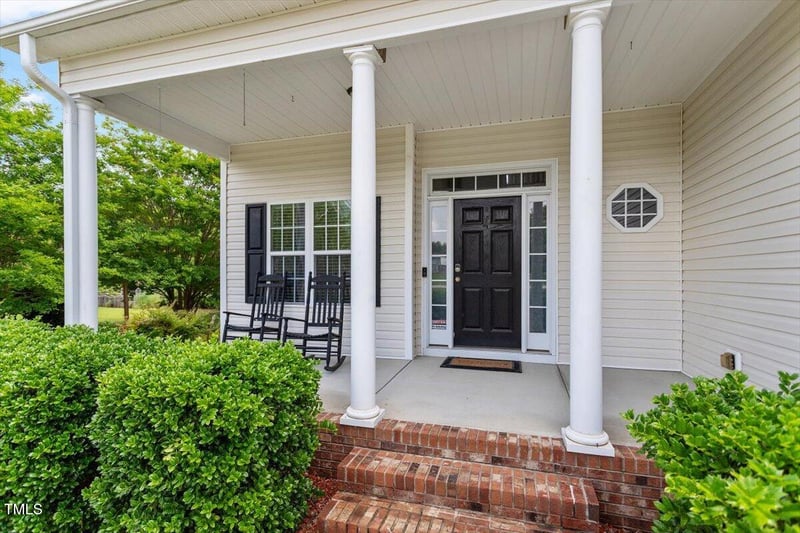 509 Spruce Meadows Ln, Willow Springs, NC 27592