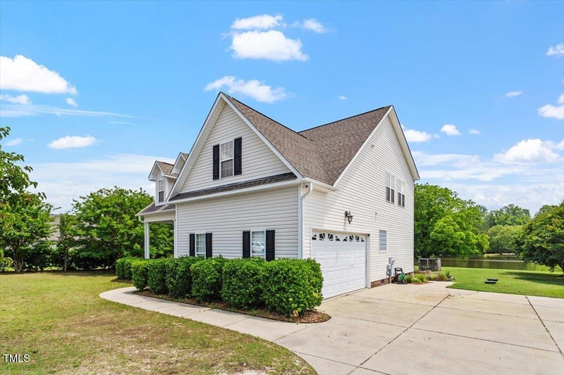 509 Spruce Meadows Ln, Willow Springs, NC 27592