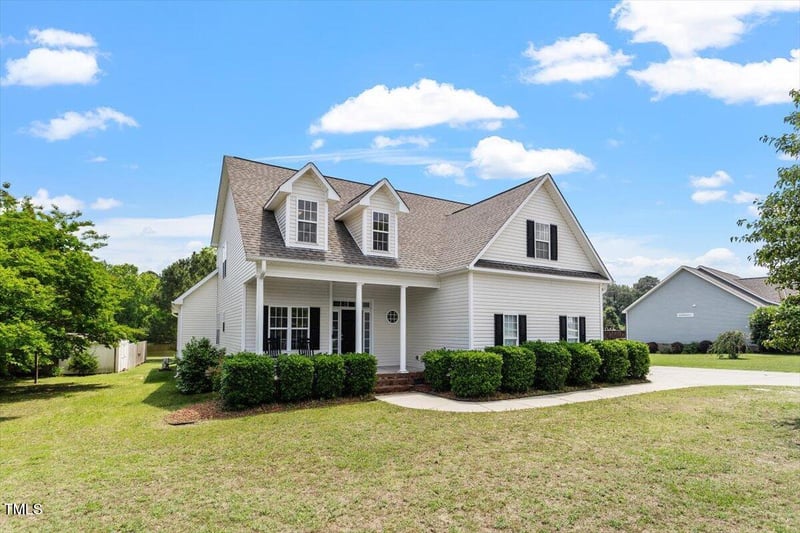 509 Spruce Meadows Ln, Willow Springs, NC 27592