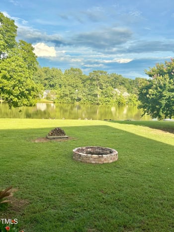 509 Spruce Meadows Ln, Willow Springs, NC 27592