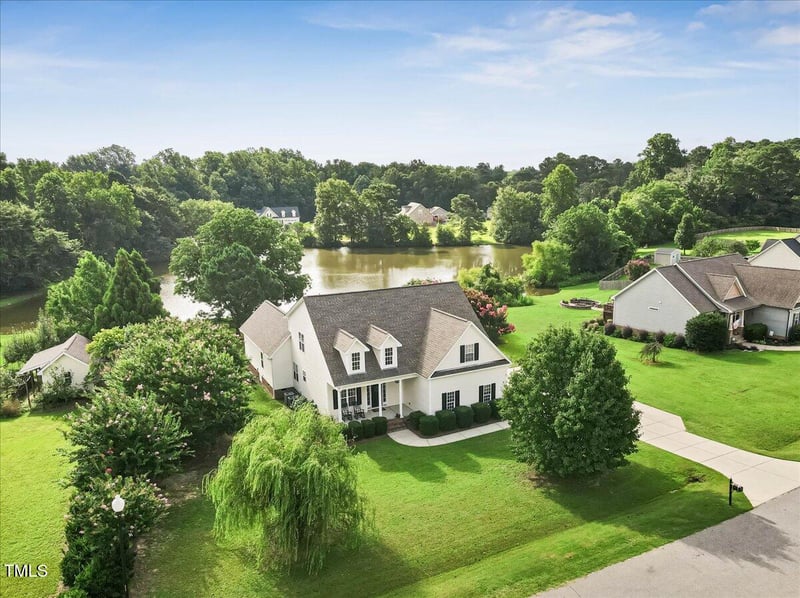509 Spruce Meadows Ln, Willow Springs, NC 27592