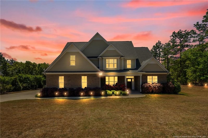 509 Swan Island Ct, Fayetteville, NC 28311