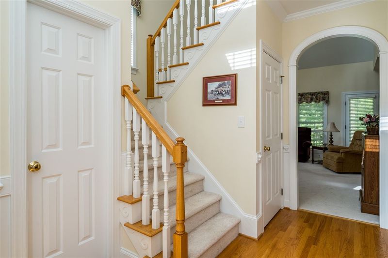 509 Vatersay Dr, Apex, NC 27502